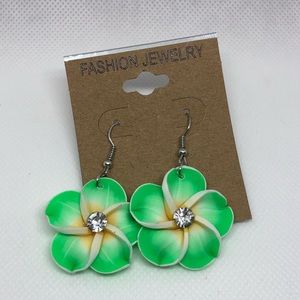 Beautiful costume jewelry earrings! 5/$20❤️